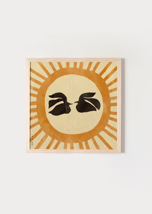 Birds under the soltice sun